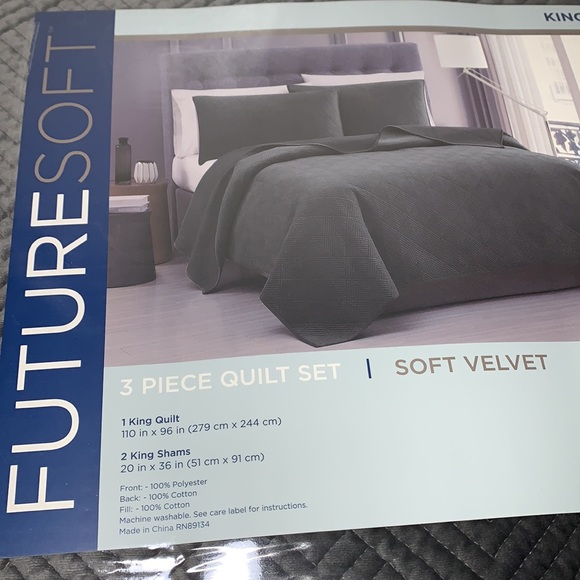 Future Soft Embroidered Velvet King Quilt Set,3-Pc - Picture 12 of 16
